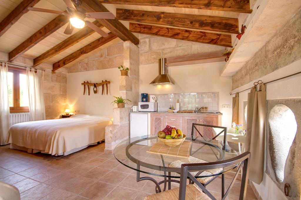 קמפוס Finca Agroturismo Can Carro חדר תמונה