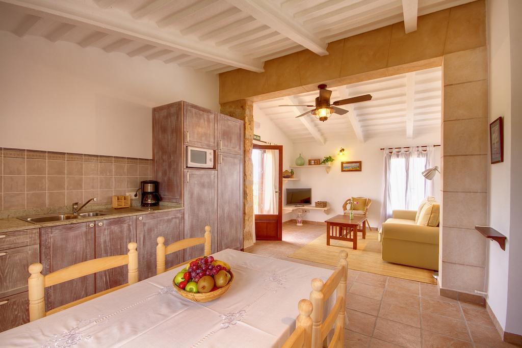 קמפוס Finca Agroturismo Can Carro חדר תמונה